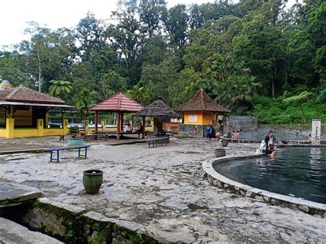 Air Panas Cangar East Java