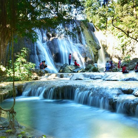 Air Terjun Oenesu Kupang