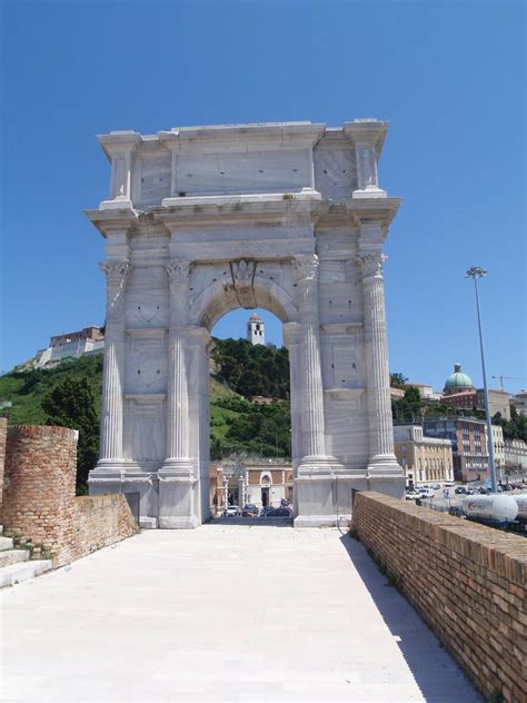 Arco di Traiano Ancona