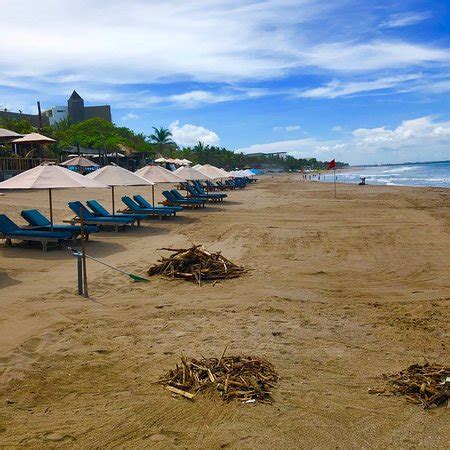 Batu Belig Beach Kerobokan