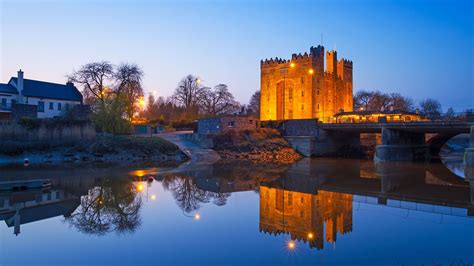 Bunratty Castle & Folk Park County Clare