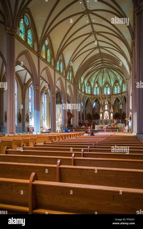Cathédrale de l'Assomption Eastern Townships & Mauricie