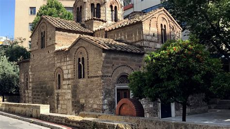 Church of Agii Theodori Syntagma & Plaka