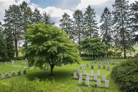 Cimetière Militaire de Saint-Symphorien Wallonia