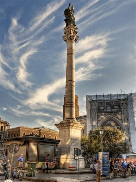 Colonna di Sant'Oronzo Lecce