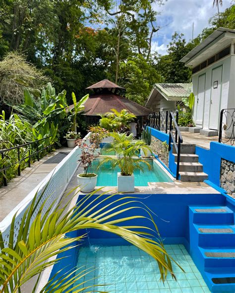 Diamond Falls Botanical Gardens & Mineral Baths St Lucia