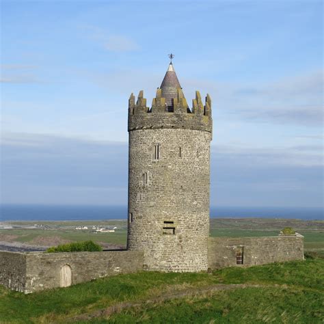 Doonagore Castle Doolin