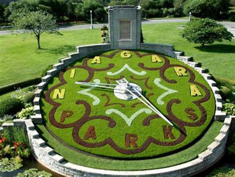 Floral Clock Niagara Falls
