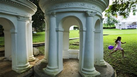 Fort Canning Park Colonial District, The Quays & Marina Bay