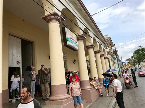 Fábrica de Tabacos Francisco Donatien Pinar Del Río Province