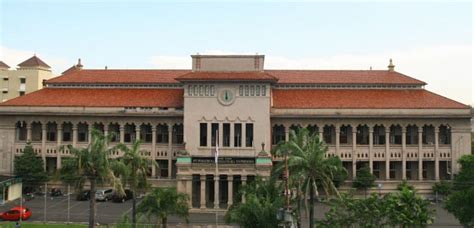 Gedung PTP XI Surabaya