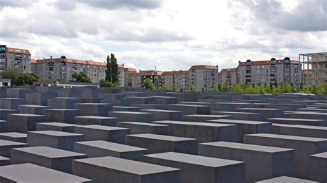 Holocaust Memorial Maskavas Forštate, Avotu Iela & Grīziņkalns