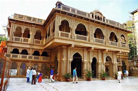 Iskcon Temple Mumbai (Bombay)