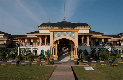Istana Maimoon Medan