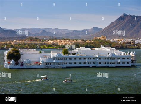 Jagniwas Island Udaipur