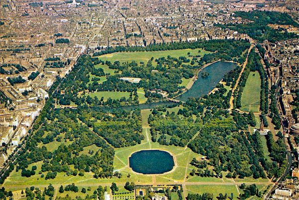 Kensington Gardens Kensington & Hyde Park