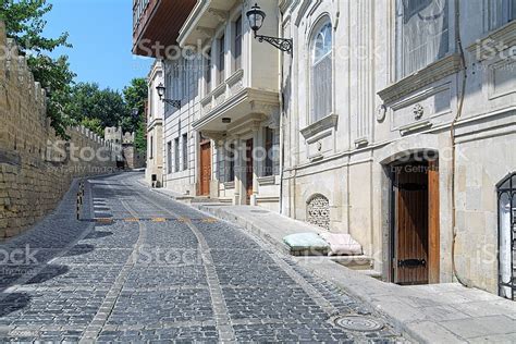 Kiçik Qalart Baku