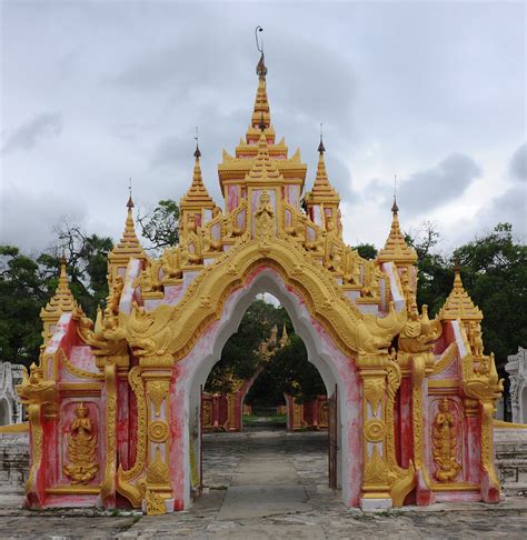 Kuthodaw Paya Mandalay