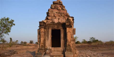 Lalguan Mahadev Temple Khajuraho