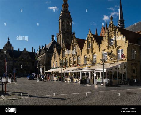Landhuis met Belfort West Flanders