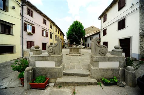 Large Well Central & Eastern Istria