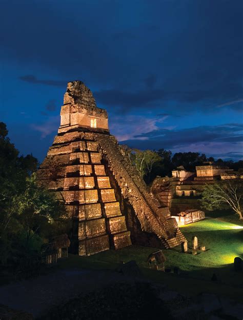 Lesser Astronomical Complex (Plaza C) El Petén