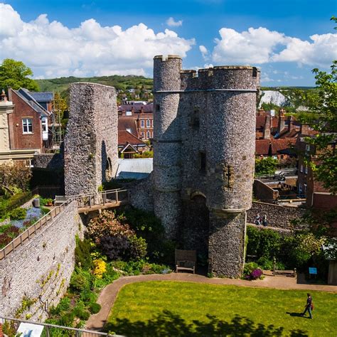 Lewes Castle & Barbican House Museum East Sussex