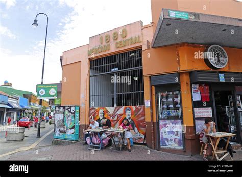 Mercado Cerrado Central Highlands