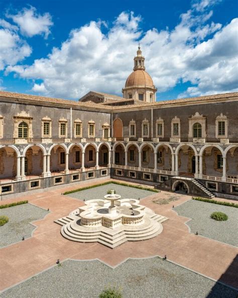 Monastero dei Benedettini di San Nicolò l'Arena Catania