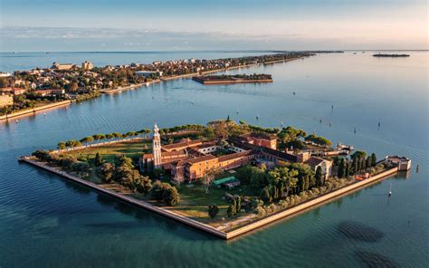 Monastero di San Lazzaro degli Armeni Giudecca, Lido & The Southern Islands