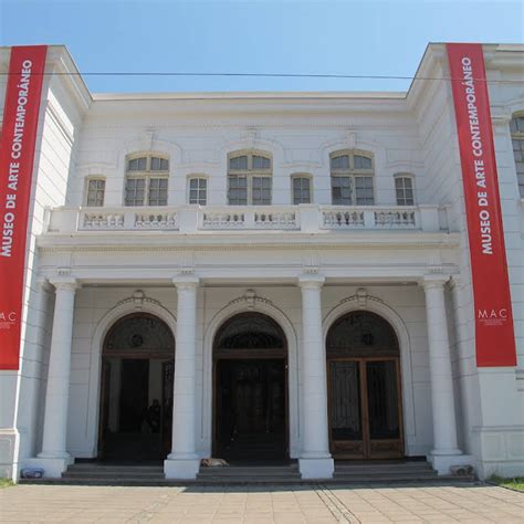 Museo de Arte Contemporáneo Espacio Quinta Normal Santiago