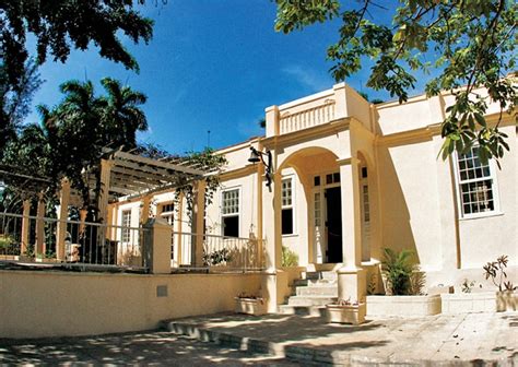 Museo Hemingway Outer Havana