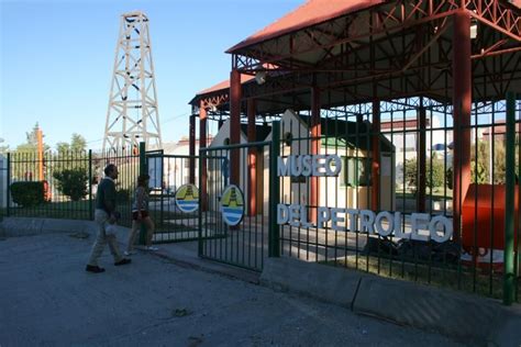 Museo Nacional del Petróleo Coastal Patagonia
