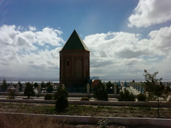 Noah's Tomb Azerbaijan