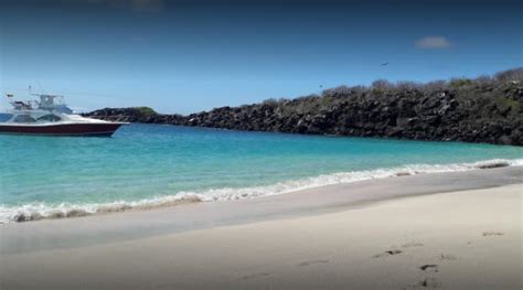 Ochoa Beach Isla San Cristóbal (Chatham)