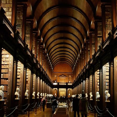 Old Library & Book of Kells Grafton Street & St Stephen'S Green