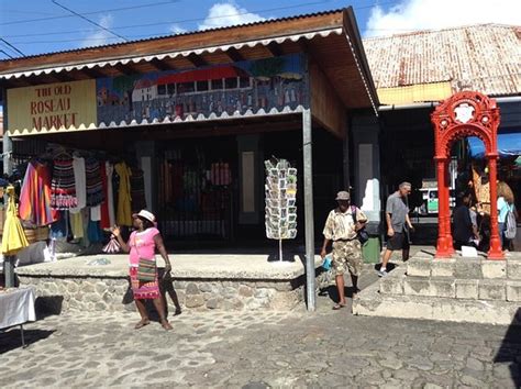 Old Market Roseau