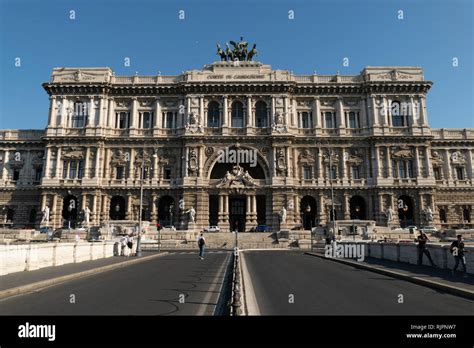 Palazzo di Giustizia Vatican City, Borgo & Prati