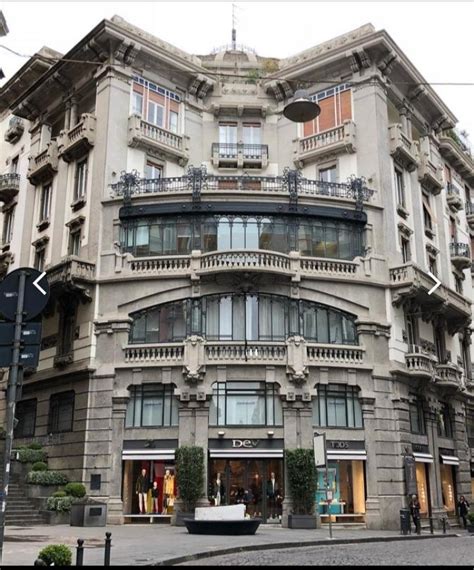 Palazzo Mannajuolo Naples