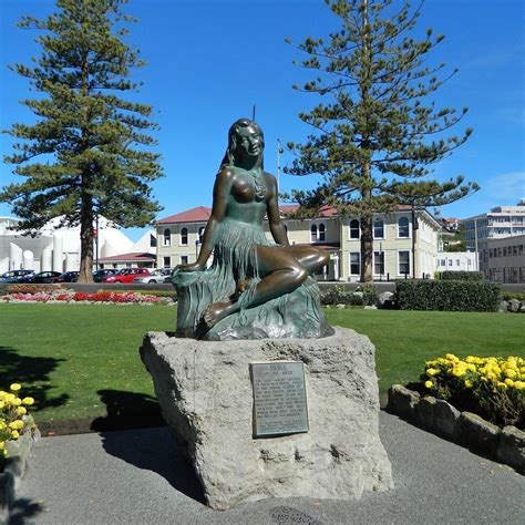 Pania of the Reef Napier