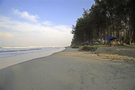 Pantai Panjang Sumatra