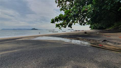 Pantai Pasir Hitam Pulau Langkawi