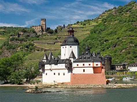 Pfalzgrafstein Rhine Valley