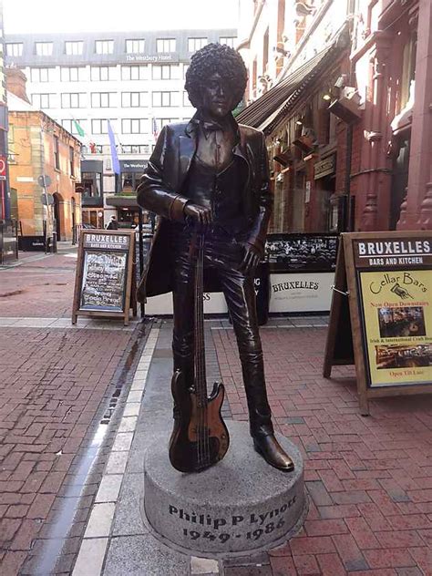 Phil Lynott Statue Grafton Street & St Stephen'S Green