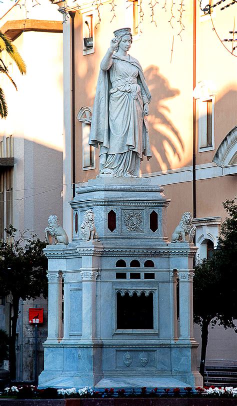 Piazza Eleonora d’Arborea Oristano