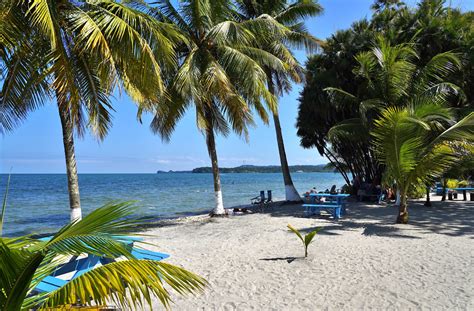 Playa Blanca Lívingston
