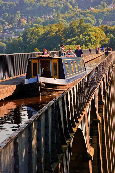 Pontcysyllte Aqueduct & Canal World Heritage Site Snowdonia & The Llŷn