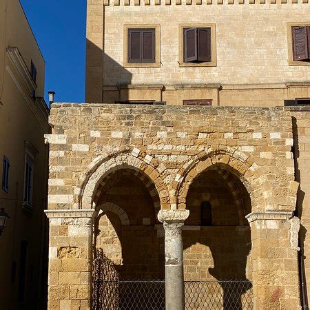 Porta dei Cavalieri Templari Brindisi