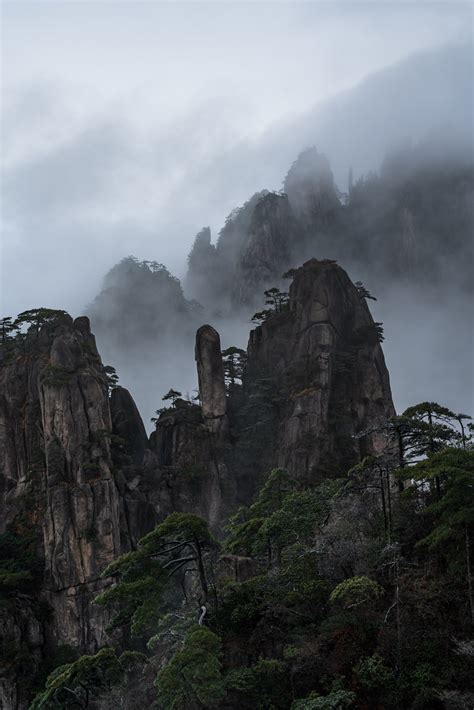 Refreshing Terrace Huangshan