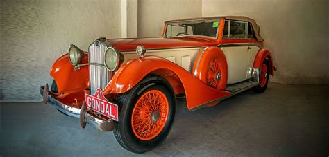 Royal Vintage & Classic Car Collection Gujarat & Diu